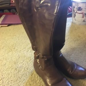 Unisa brown wide calf boots!